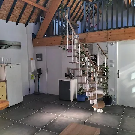 House In * La Turballe